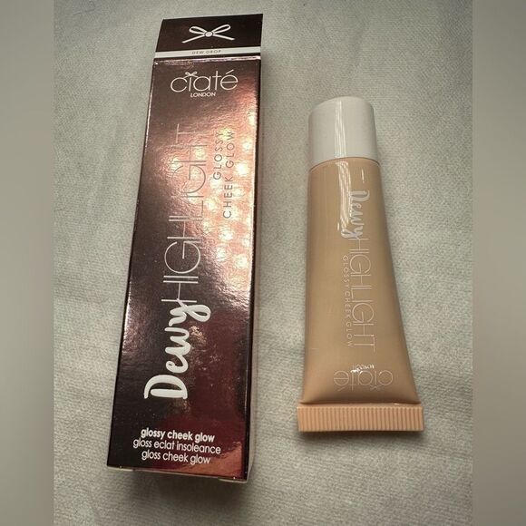 Dewy Highlight glossy cheek glow by Ciate London - Picture 2 of 4